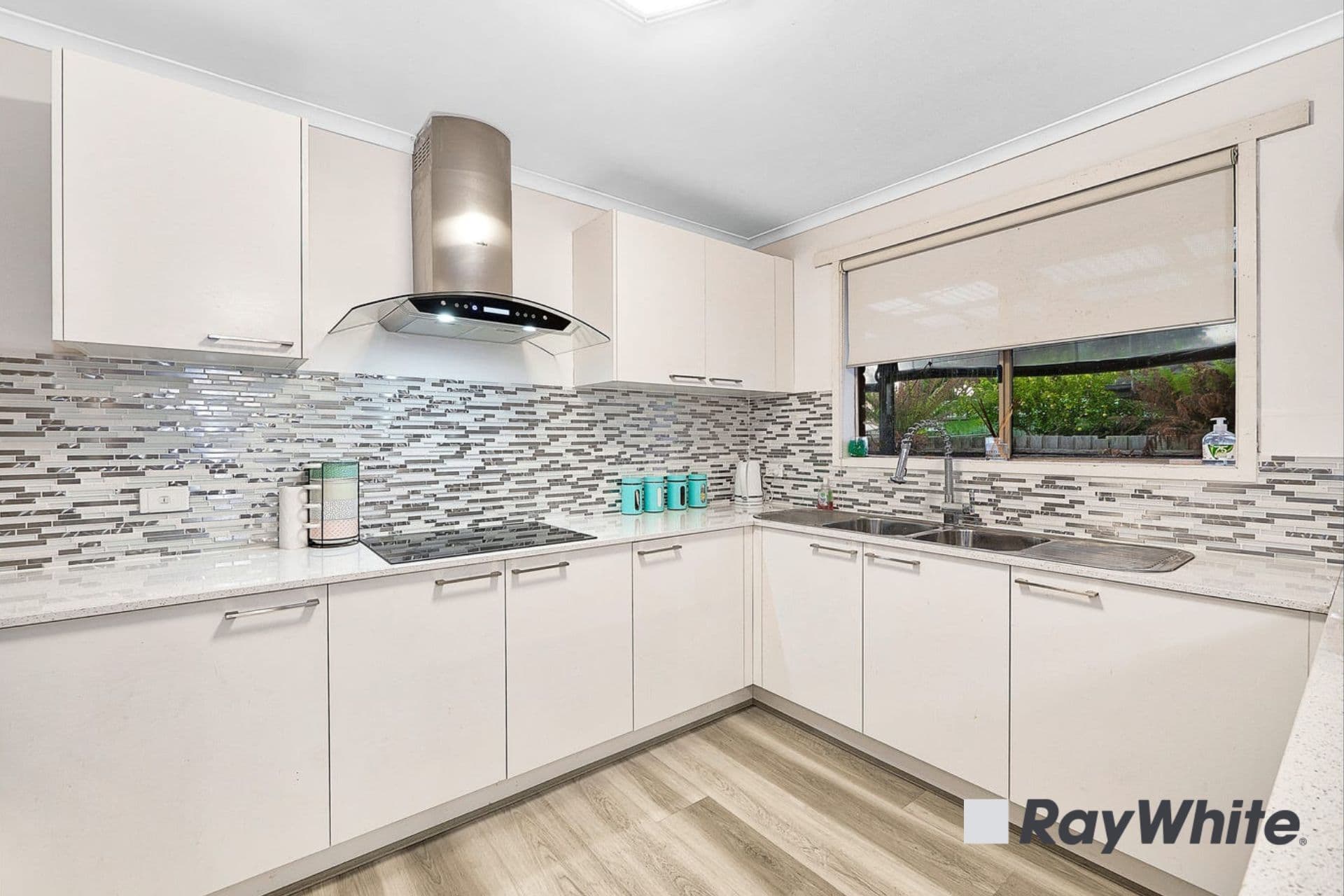 7 Maureen Close, Cranbourne West VIC 3977, Cranbourne West - Thumbnail 6