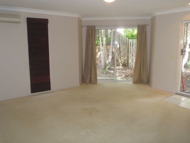 6 Buddy Holly Close, PARKWOOD QLD 4214, Parkwood - Thumbnail 5