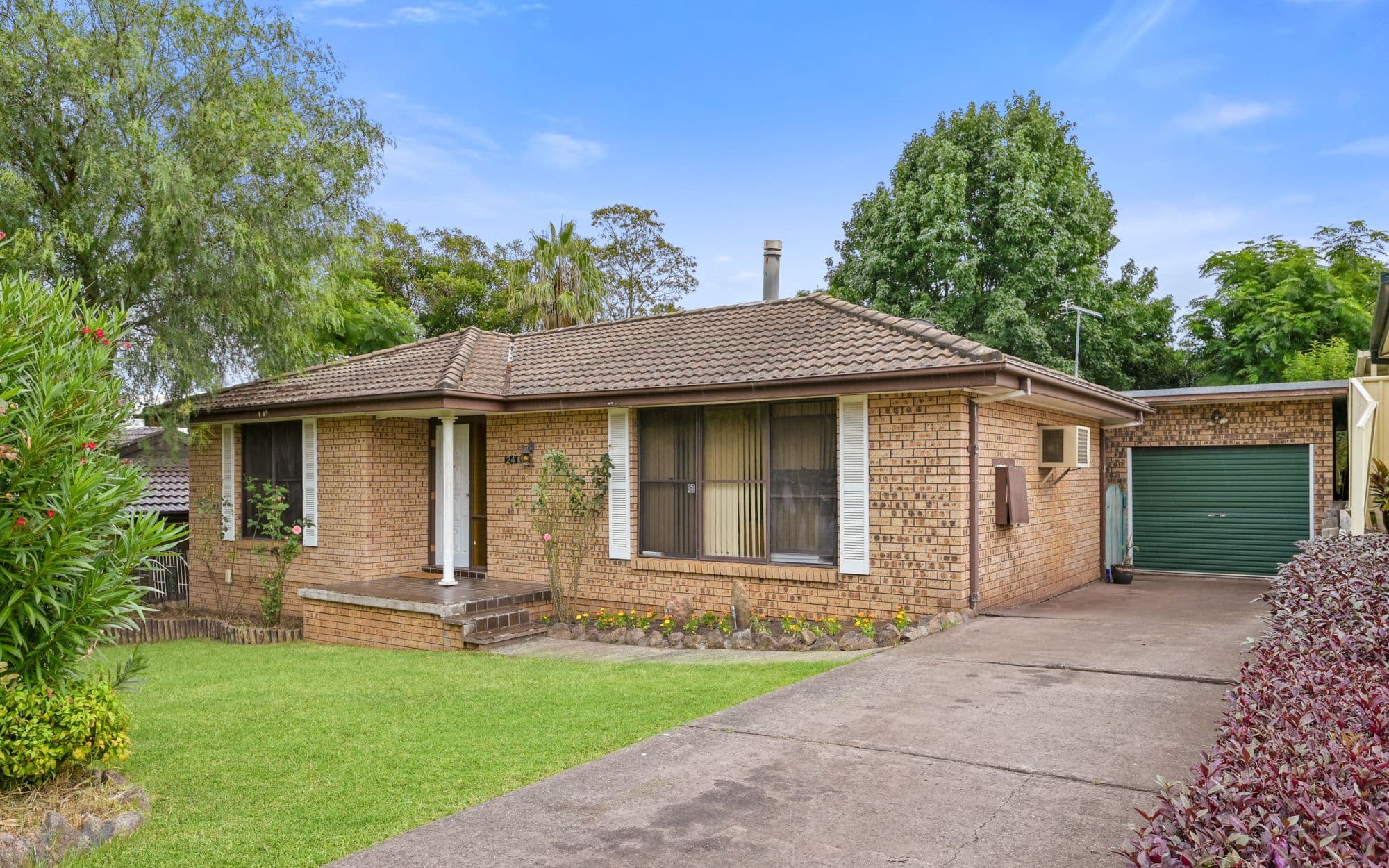 24 Starfighter Avenue, Raby NSW 2566, Raby - Thumbnail 2