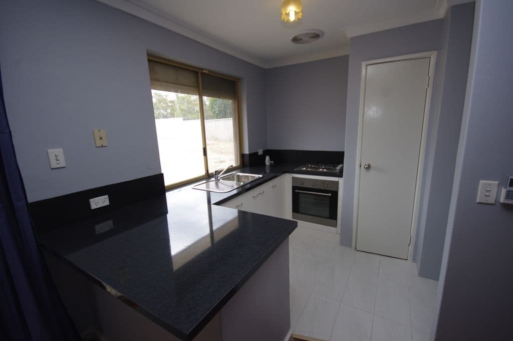 33 Snowberry Retreat, Mirrabooka WA 6061, Mirrabooka - Thumbnail 4