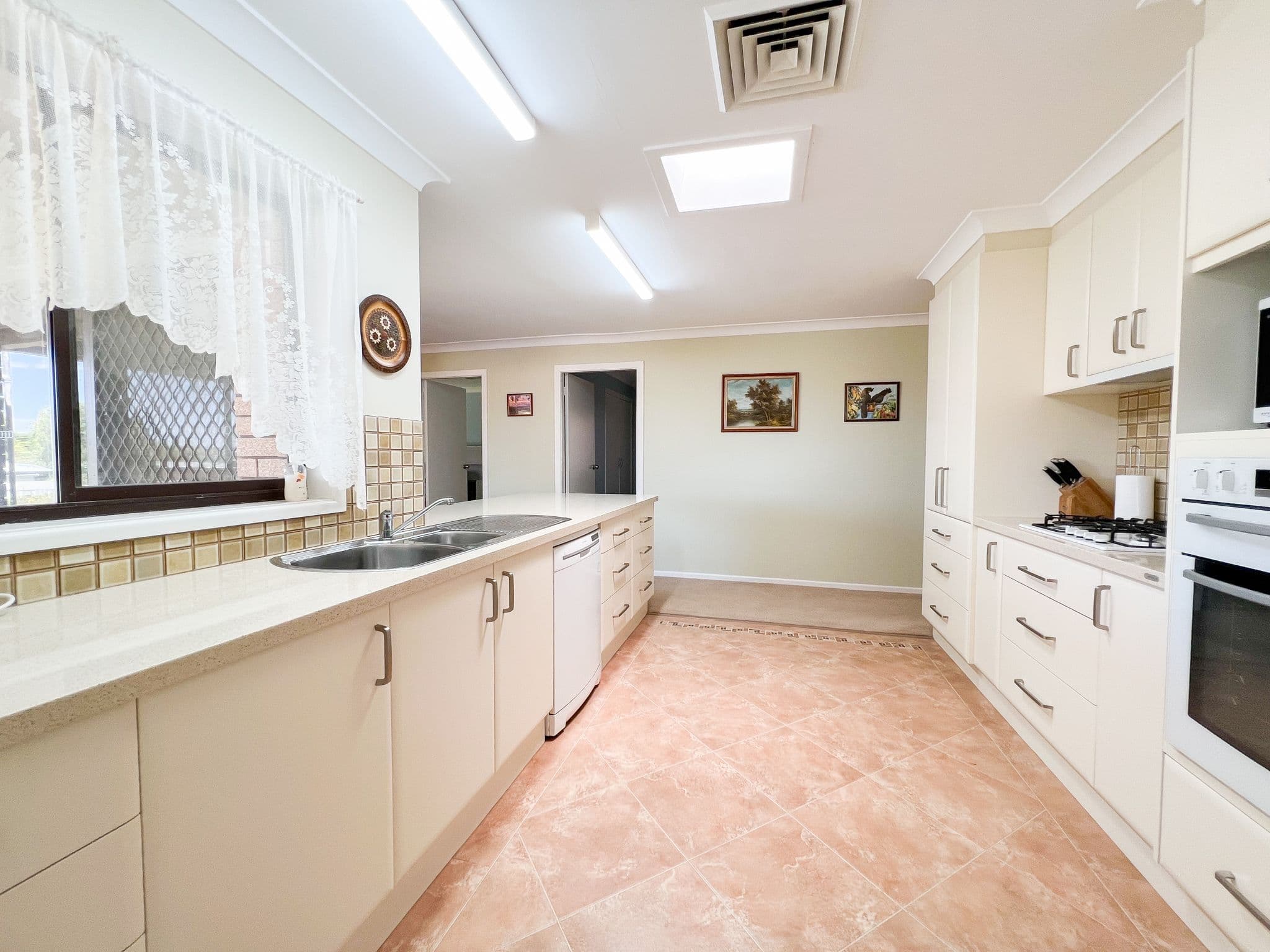 3 Hillcrest Avenue, Parkes NSW 2870, Parkes - Thumbnail 8