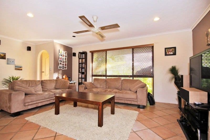 16 Constellation Crescent, MUDGEERABA QLD 4213, Mudgeeraba - Thumbnail 5