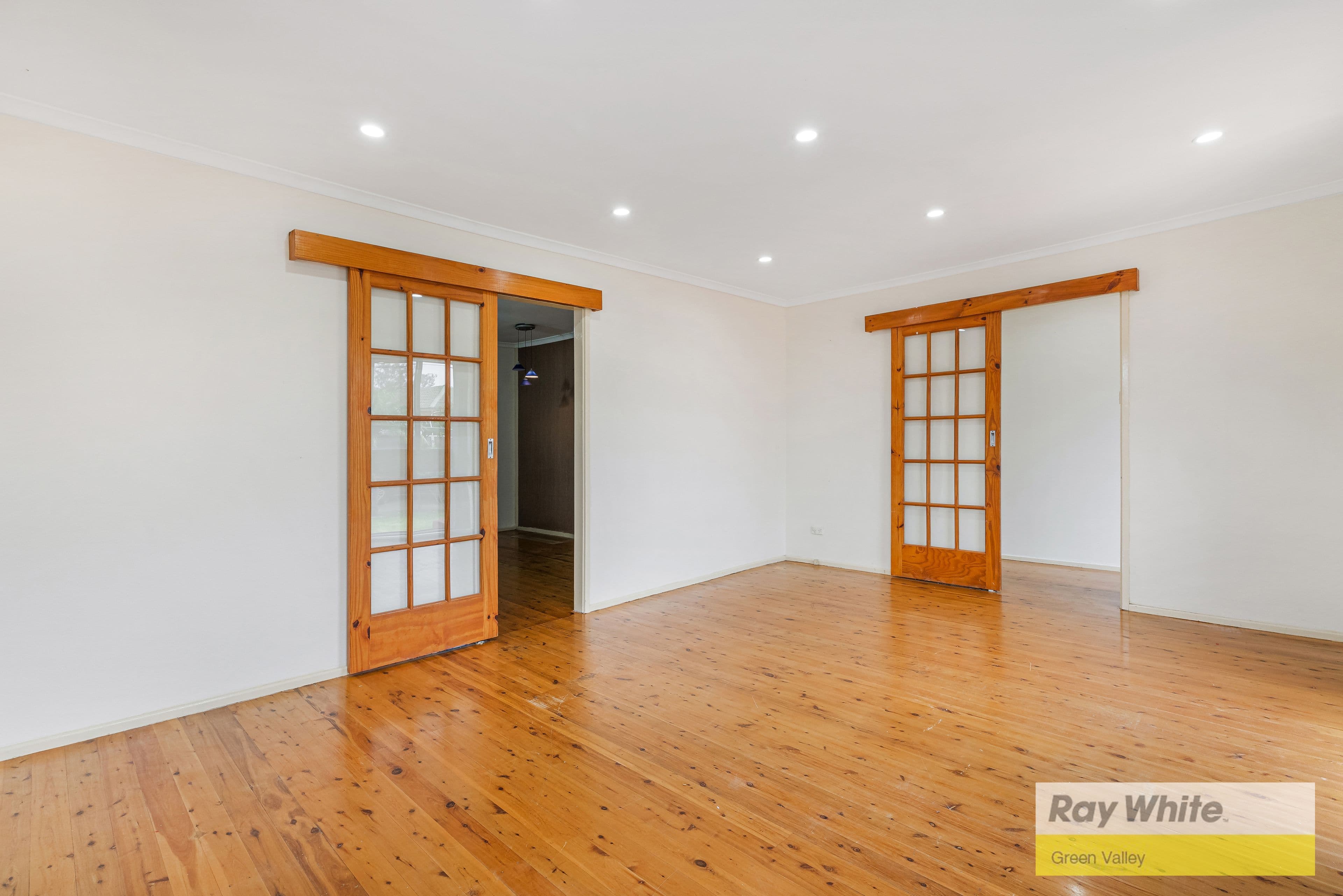 101 Oliveri Crescent, Green Valley NSW 2168, Green Valley - Thumbnail 4