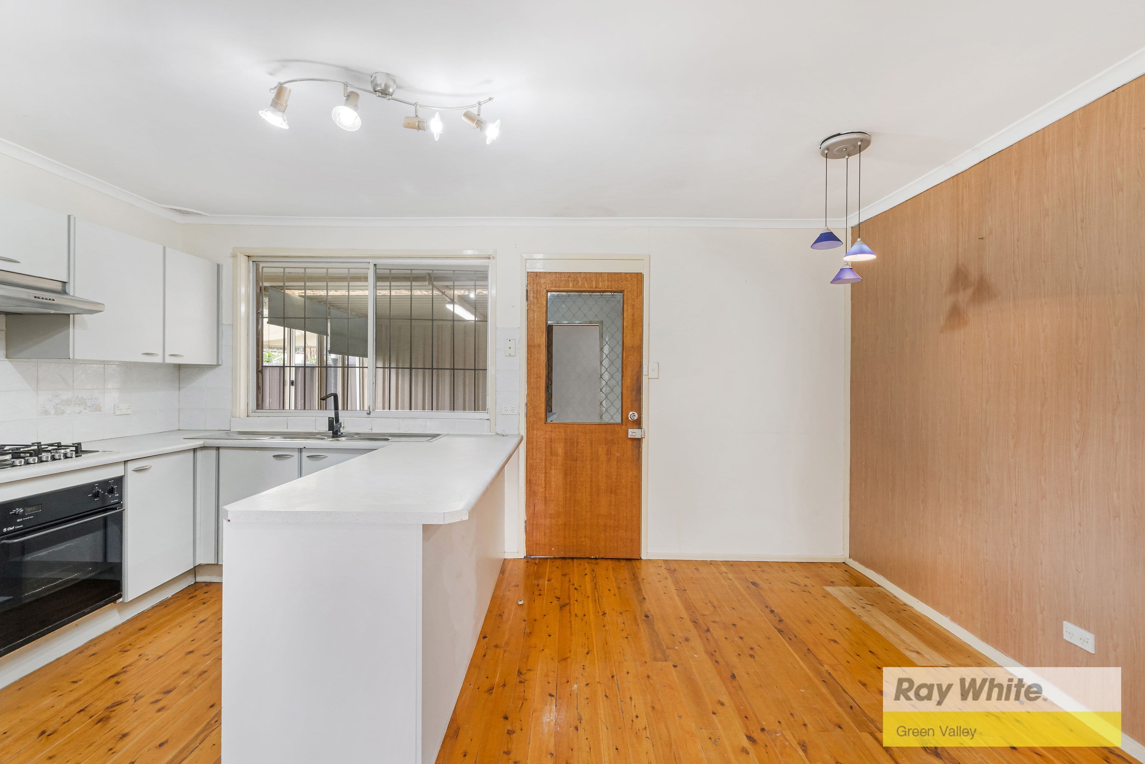101 Oliveri Crescent, Green Valley NSW 2168, Green Valley - Thumbnail 5