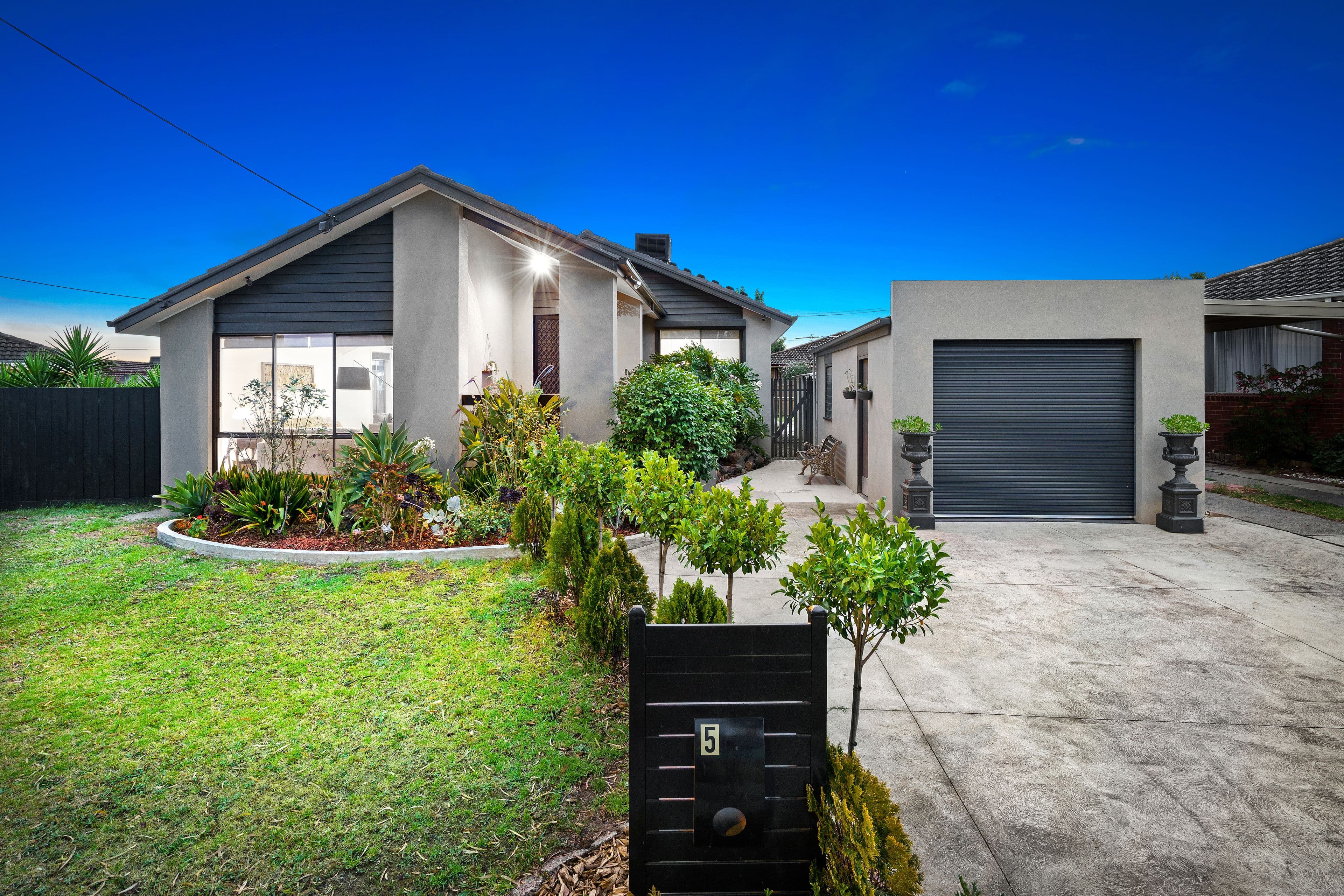 5 Dawn Court, Epping VIC 3076, Epping - Image 1