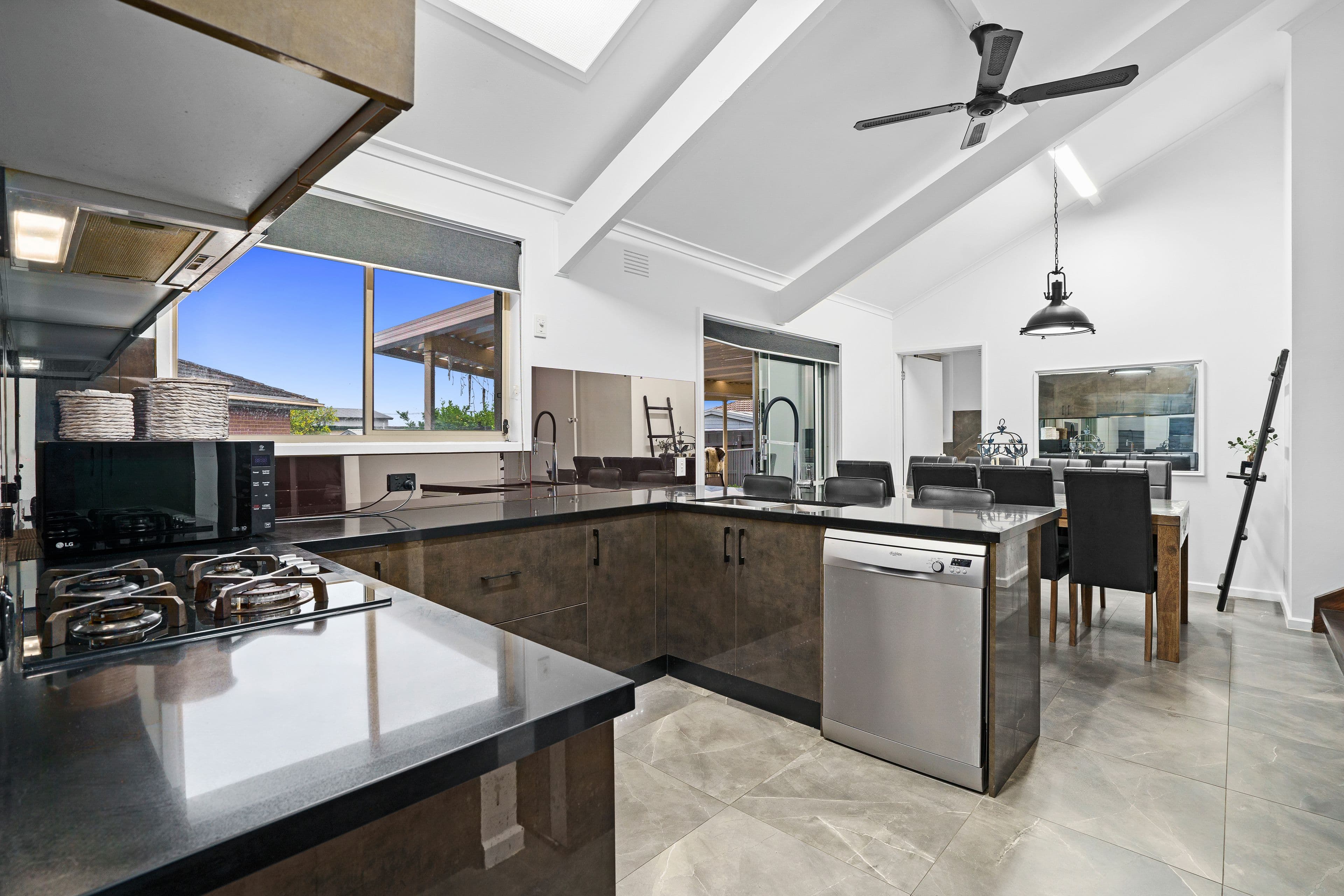 5 Dawn Court, Epping VIC 3076, Epping - Thumbnail 5
