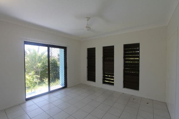 33 Esplanade, BALGAL BEACH QLD 4816, Balgal Beach - Thumbnail 6