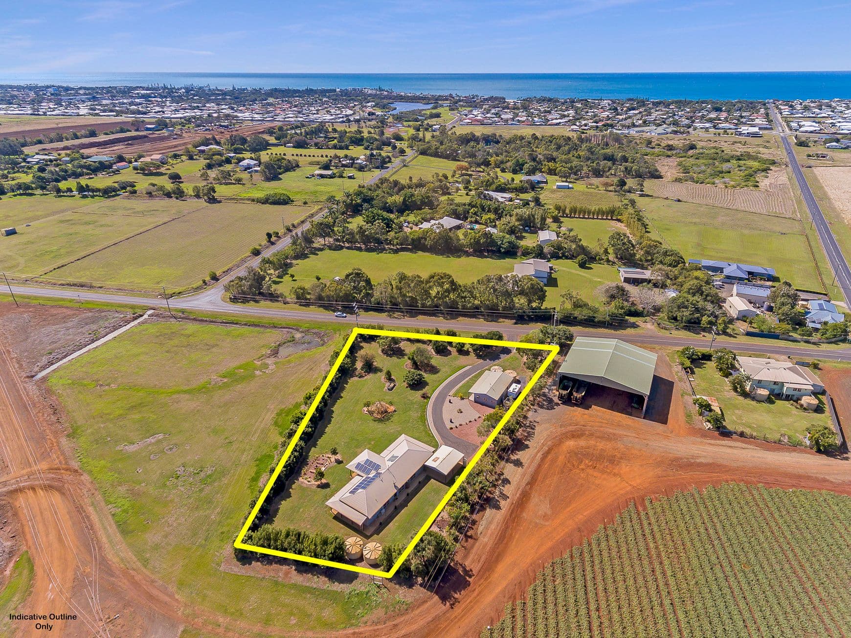 180 Seaview Road, Qunaba QLD 4670, Qunaba - Image 1
