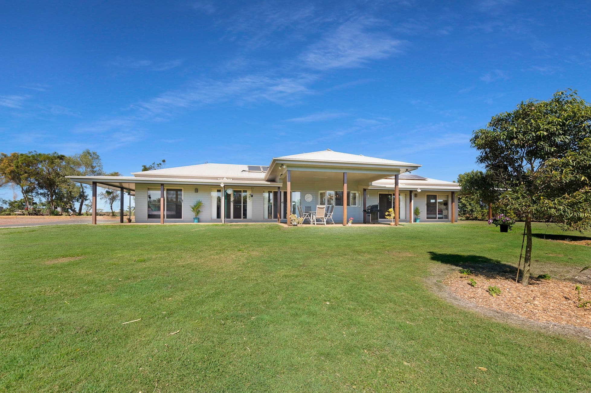 180 Seaview Road, Qunaba QLD 4670, Qunaba - Thumbnail 5