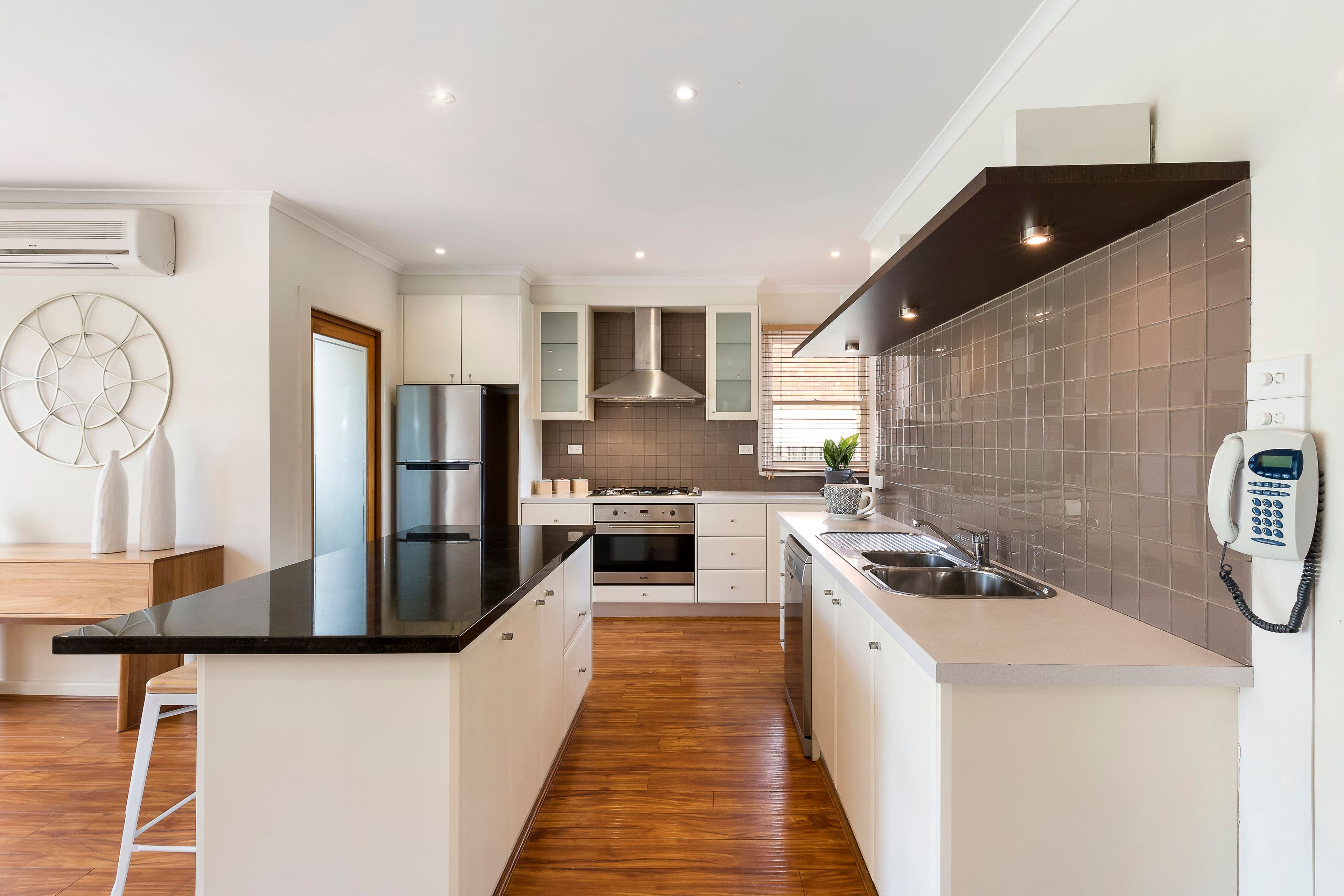 24 Gadd Street, Oakleigh VIC 3166, Oakleigh - Thumbnail 3