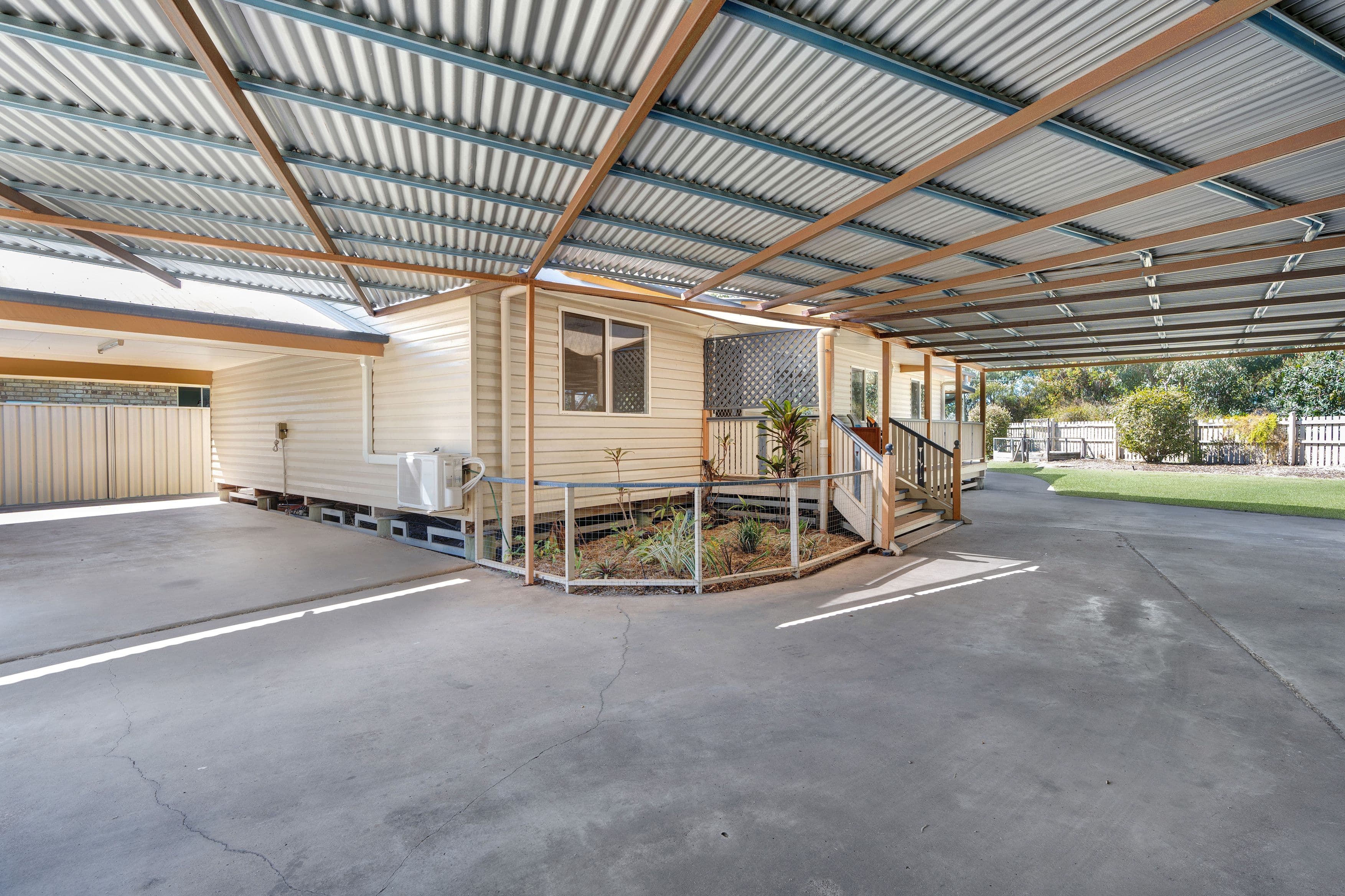 23 Statesman Drive, Emerald QLD 4720, Emerald - Thumbnail 2
