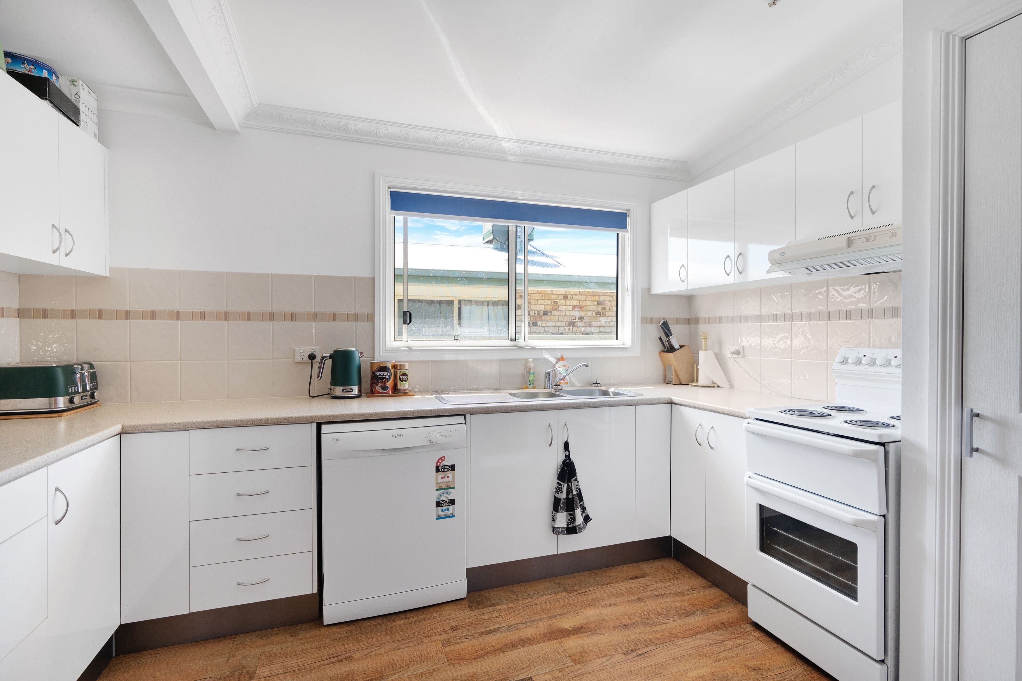 23 Statesman Drive, Emerald QLD 4720, Emerald - Thumbnail 7