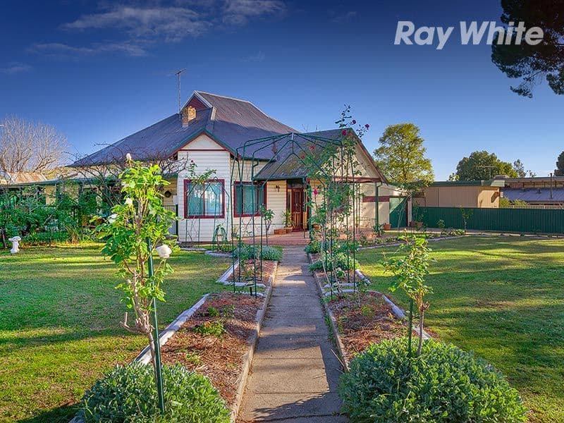 1 Vera Street, COROWA NSW 2646, Corowa - Thumbnail 5