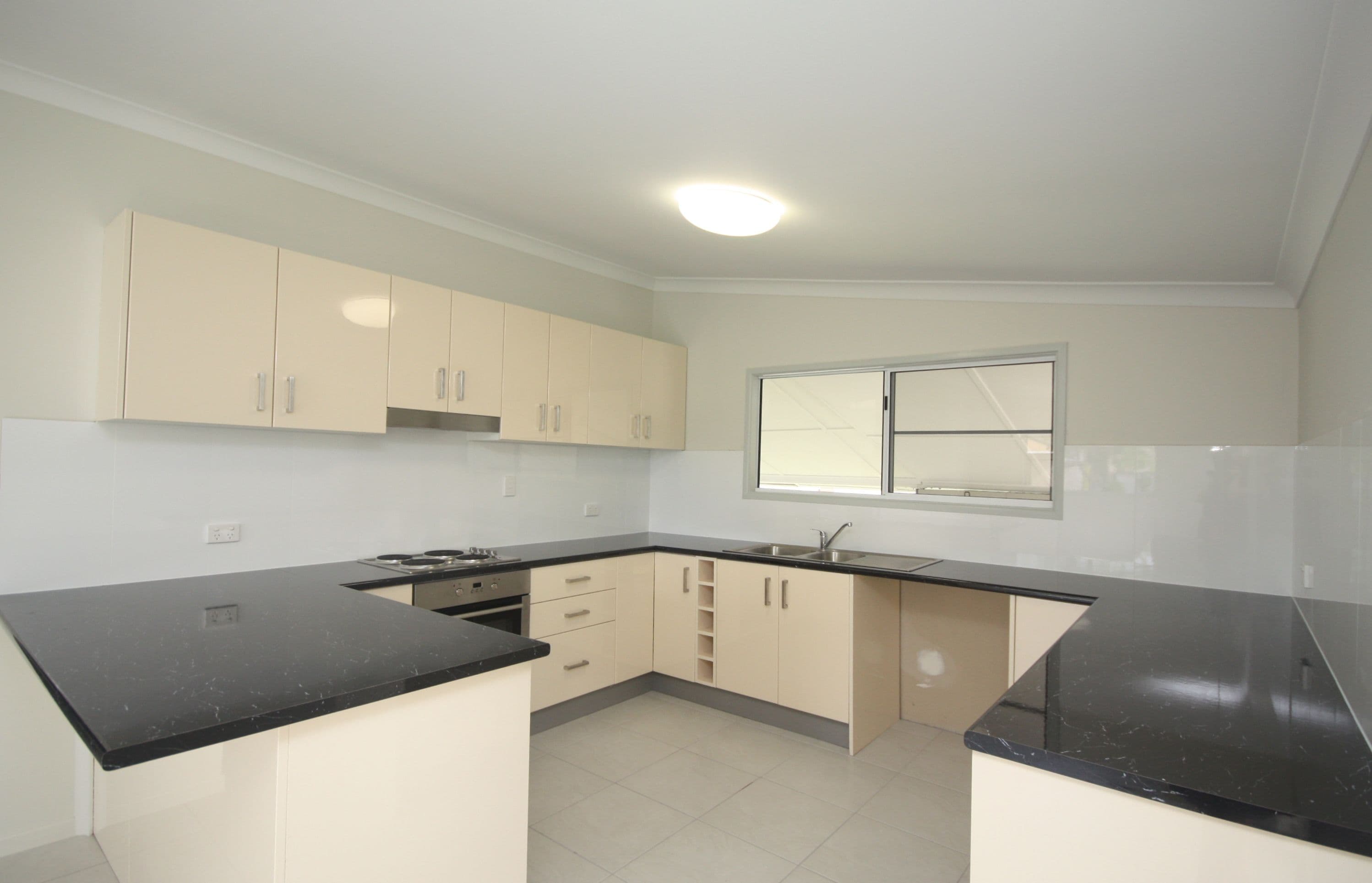 7 / 17 Parry Avenue, NARWEE, Narwee - Thumbnail 2
