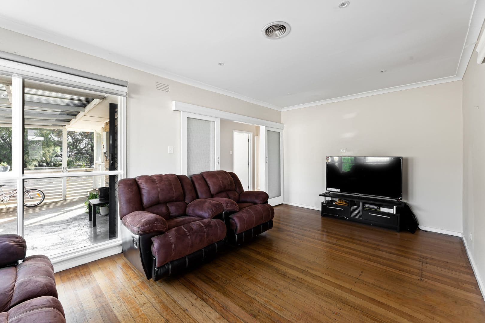 250 Ballan Road, Wyndham Vale VIC 3024, Wyndham Vale - Thumbnail 3