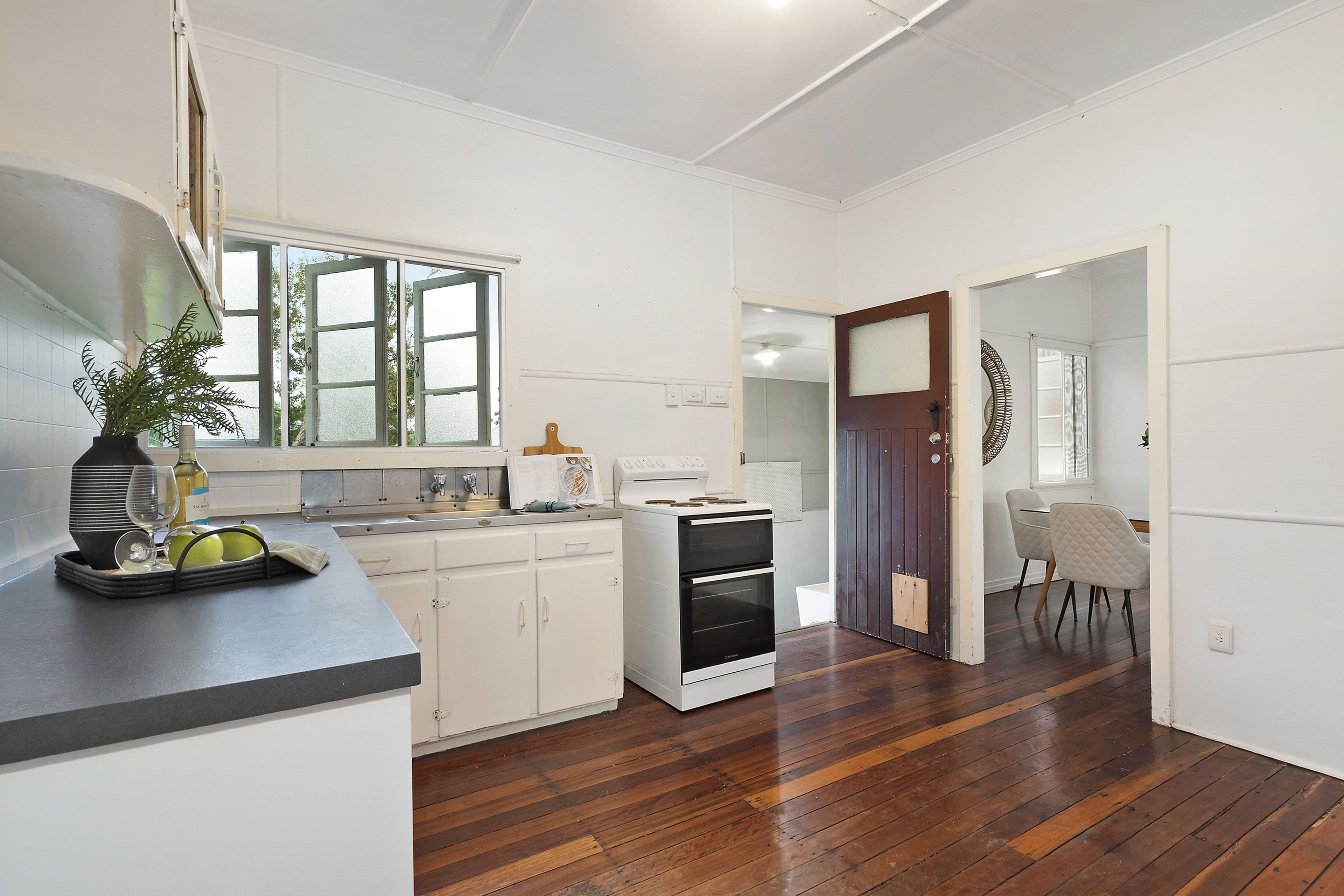 27 Deakin Street, Everton Park QLD 4053, Everton Park - Thumbnail 3