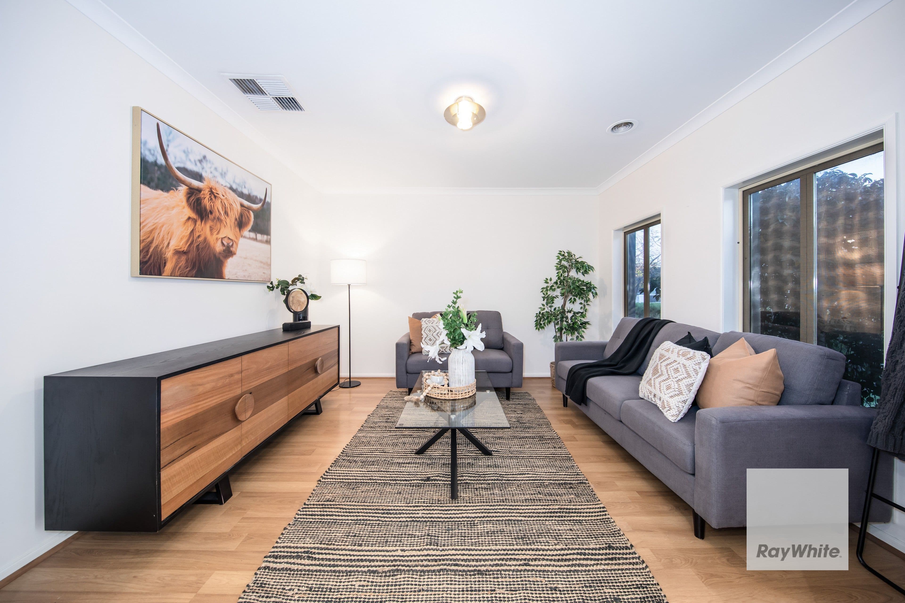 3 Hunts Cross Way, Caroline Springs VIC 3023, Caroline Springs - Thumbnail 2