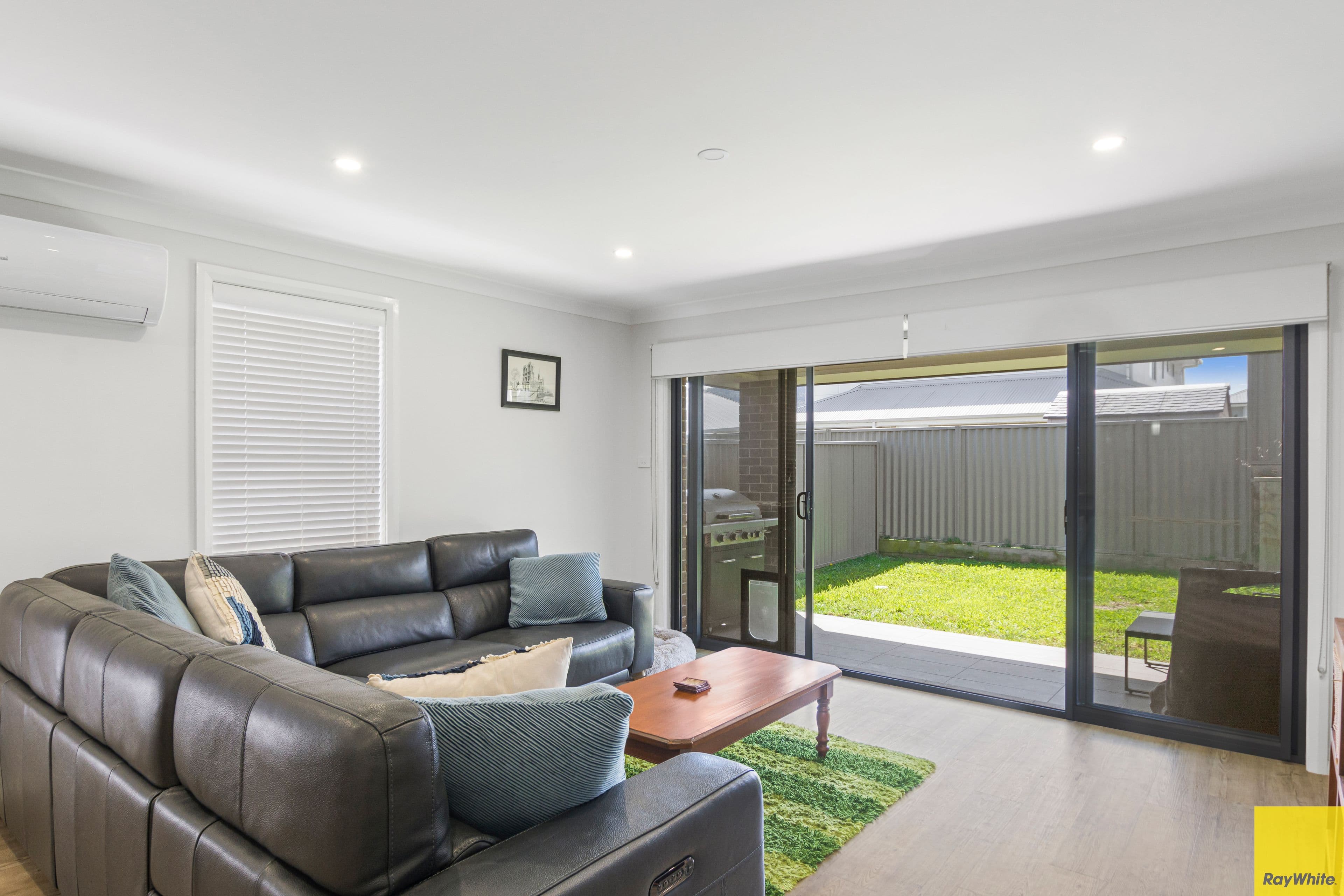 8 Vivian Street, Kembla Grange NSW 2526, Kembla Grange - Thumbnail 2