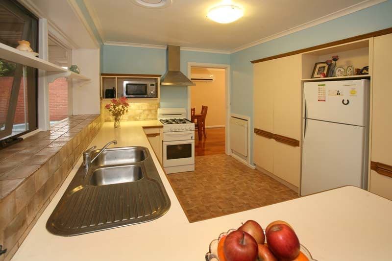 40 Golden Grove, GLEN WAVERLEY VIC 3150, Glen Waverley - Thumbnail 5