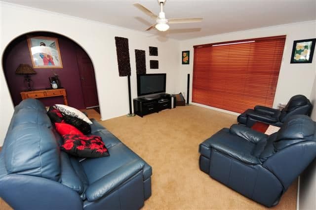 46 Camille Street, GLADSTONE QLD 4680, Gladstone - Thumbnail 3