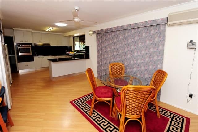 46 Camille Street, GLADSTONE QLD 4680, Gladstone - Thumbnail 4