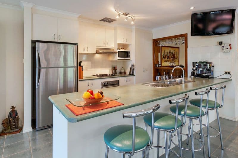 11 Axa Way, SOUTH MORANG VIC 3752, South Morang - Thumbnail 4