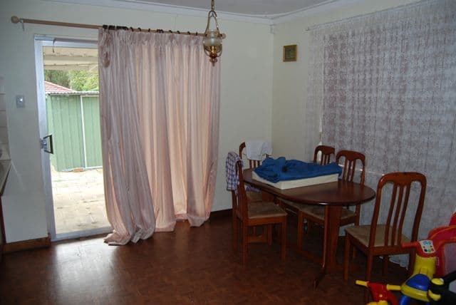 87b Fremantle Road, GOSNELLS WA 6110, Gosnells - Thumbnail 2