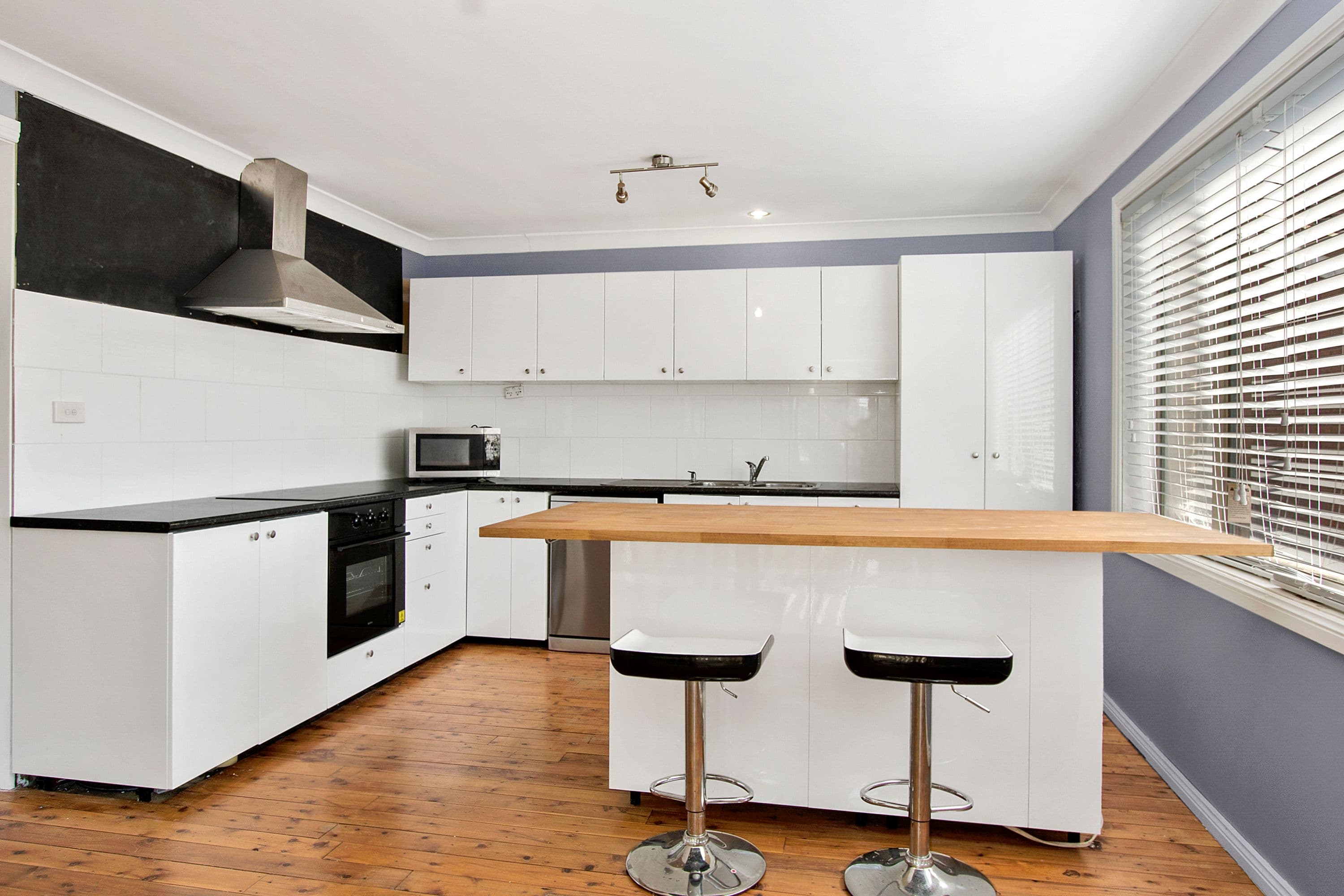 87 Lieutenant Bowen Road, Bowen Mountain - Thumbnail 3