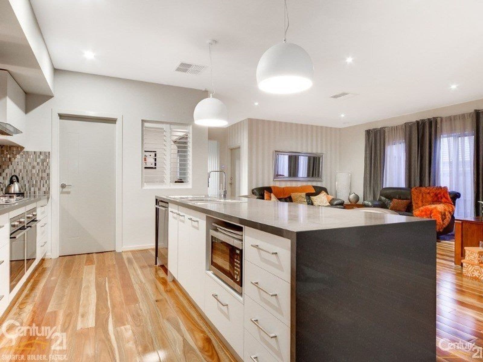 34 Crepe Avenue, Cranbourne West - Thumbnail 8