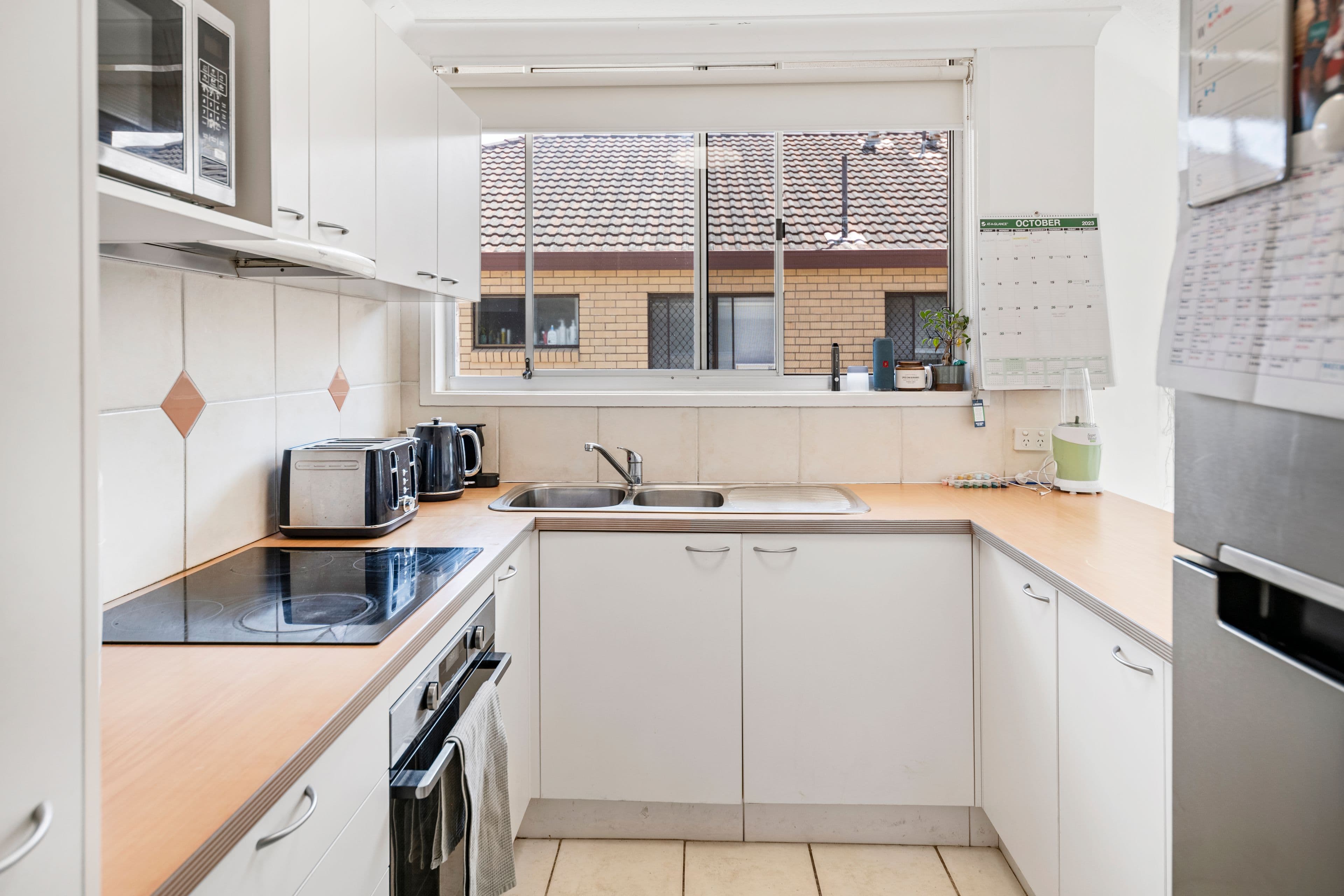 24 First Avenue, Broadbeach QLD 4218, Broadbeach - Thumbnail 4