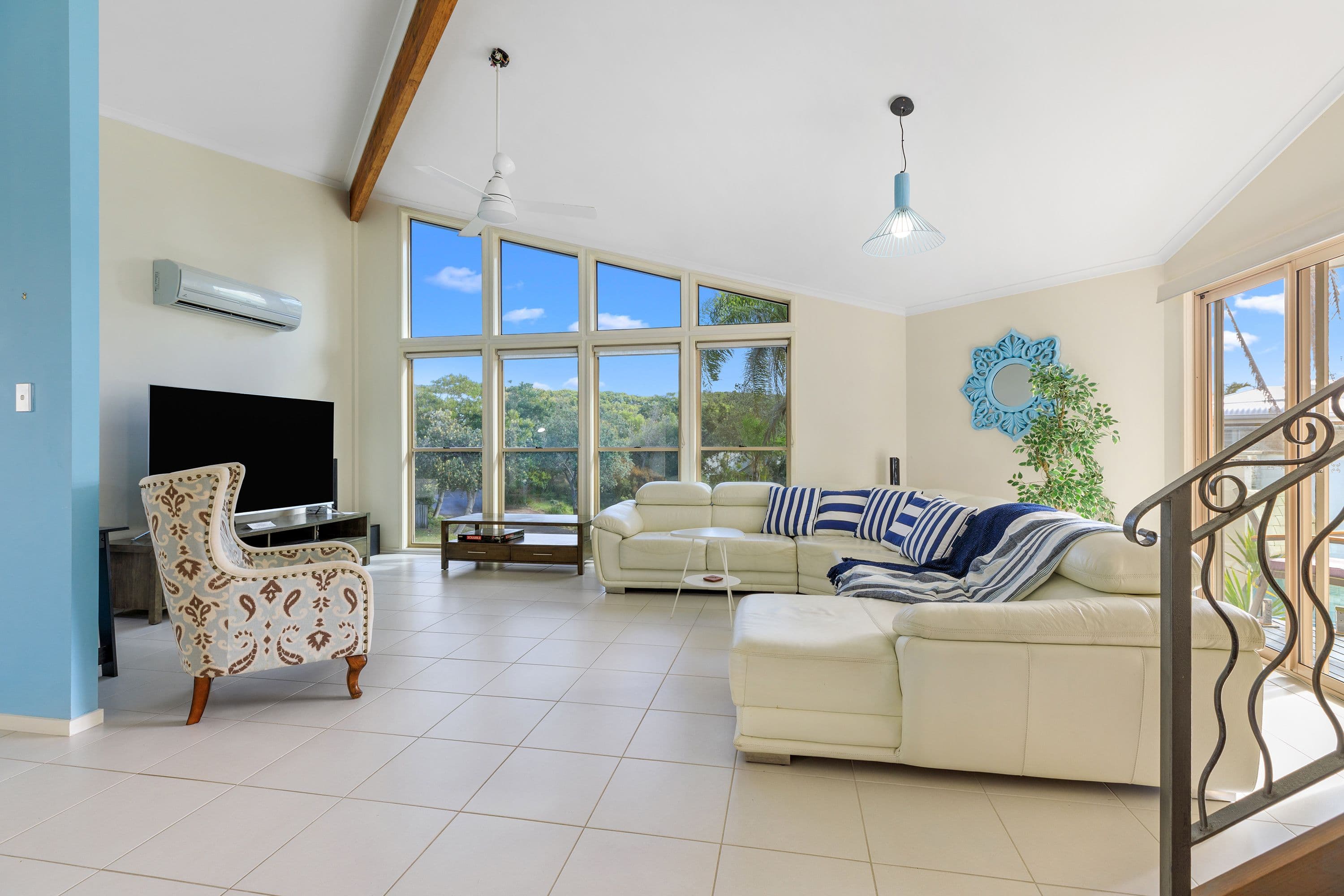 10 Driftwood Drive, Castaways Beach QLD 4567, Castaways Beach - Thumbnail 3