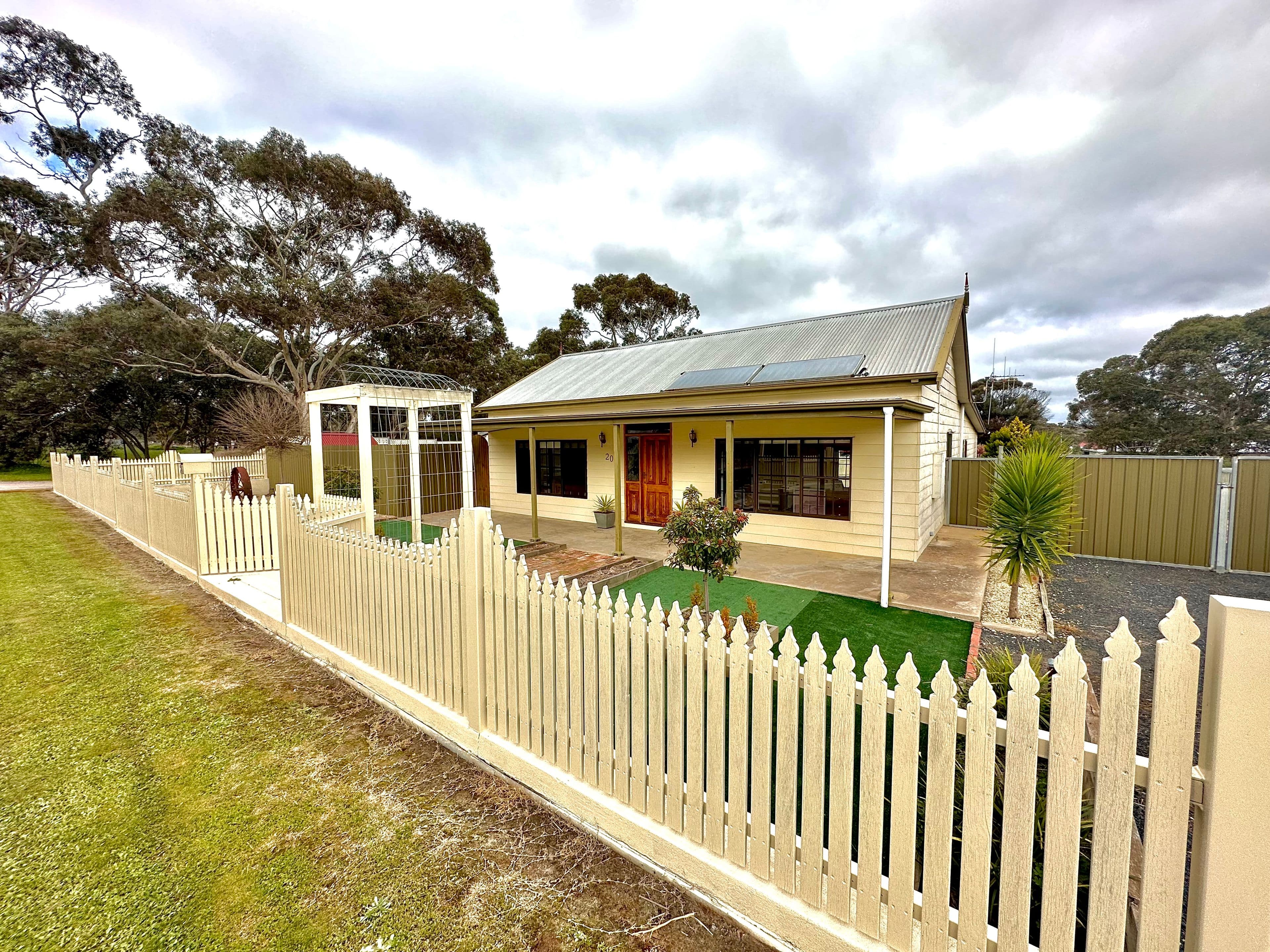 20 Melvyn Street, Bordertown SA 5268, Bordertown - Image 1