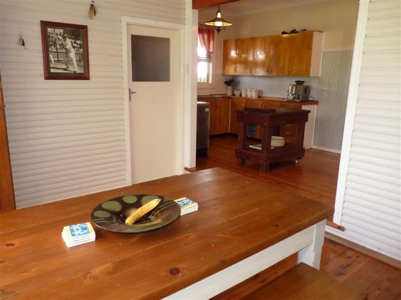 8 Bailey Street, DUBBO NSW 2830, Dubbo - Thumbnail 2