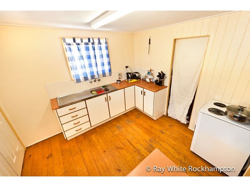 4 Farrell Street, PARK AVENUE QLD 4701, Park Avenue - Thumbnail 4