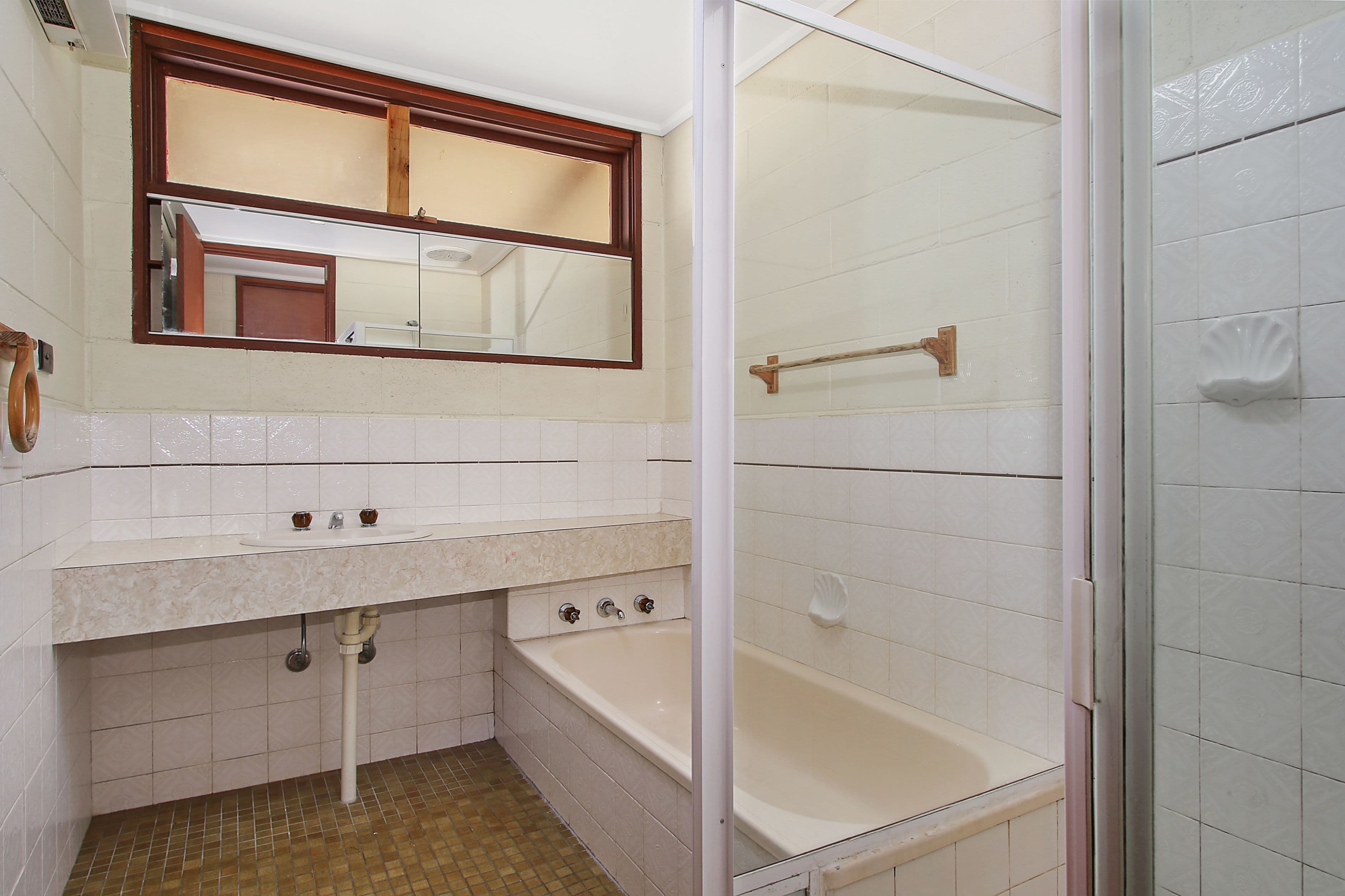 80 James Cook Avenue, Howlong - Thumbnail 4