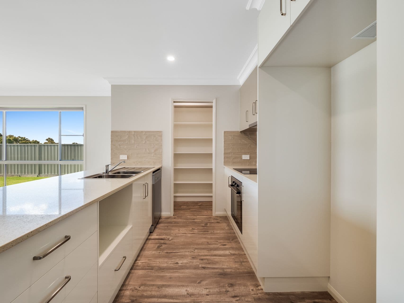 2 Sandford Crescent, Torrington QLD 4350, Torrington - Thumbnail 3