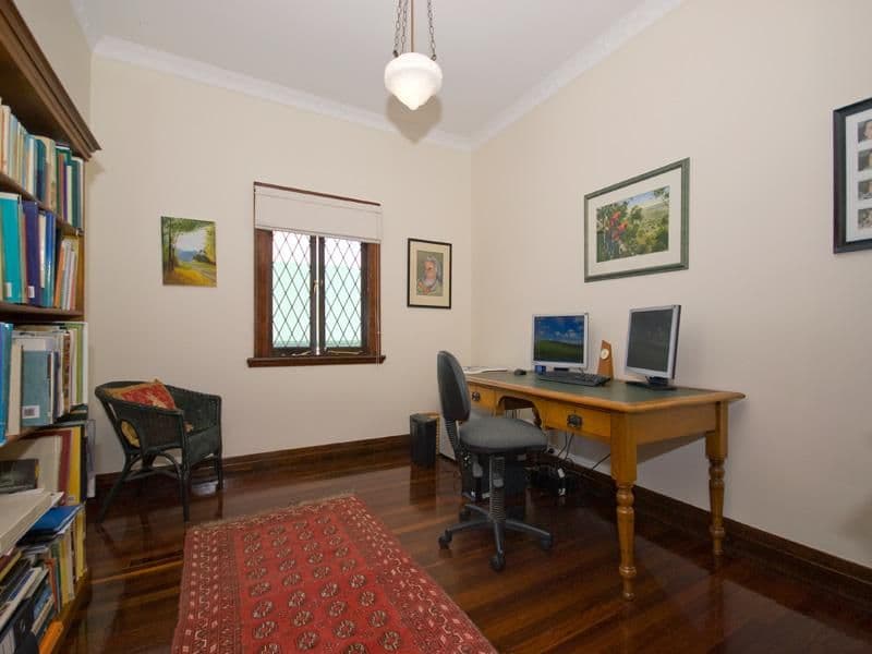 12 Rakeevan Road, GRACEVILLE QLD 4075, Graceville - Thumbnail 7