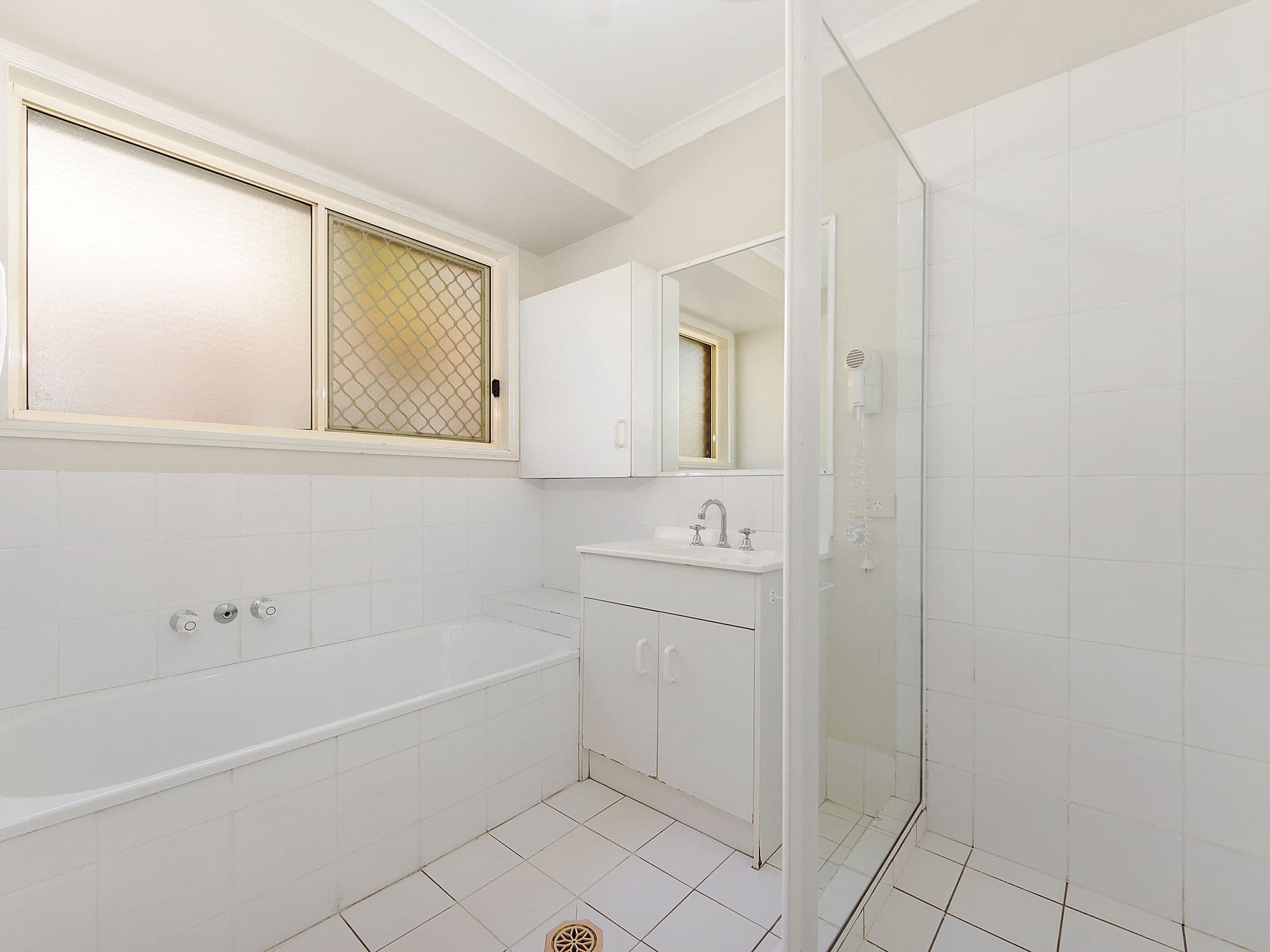 8 Hercule Court, Oxenford QLD 4210, Oxenford - Thumbnail 8
