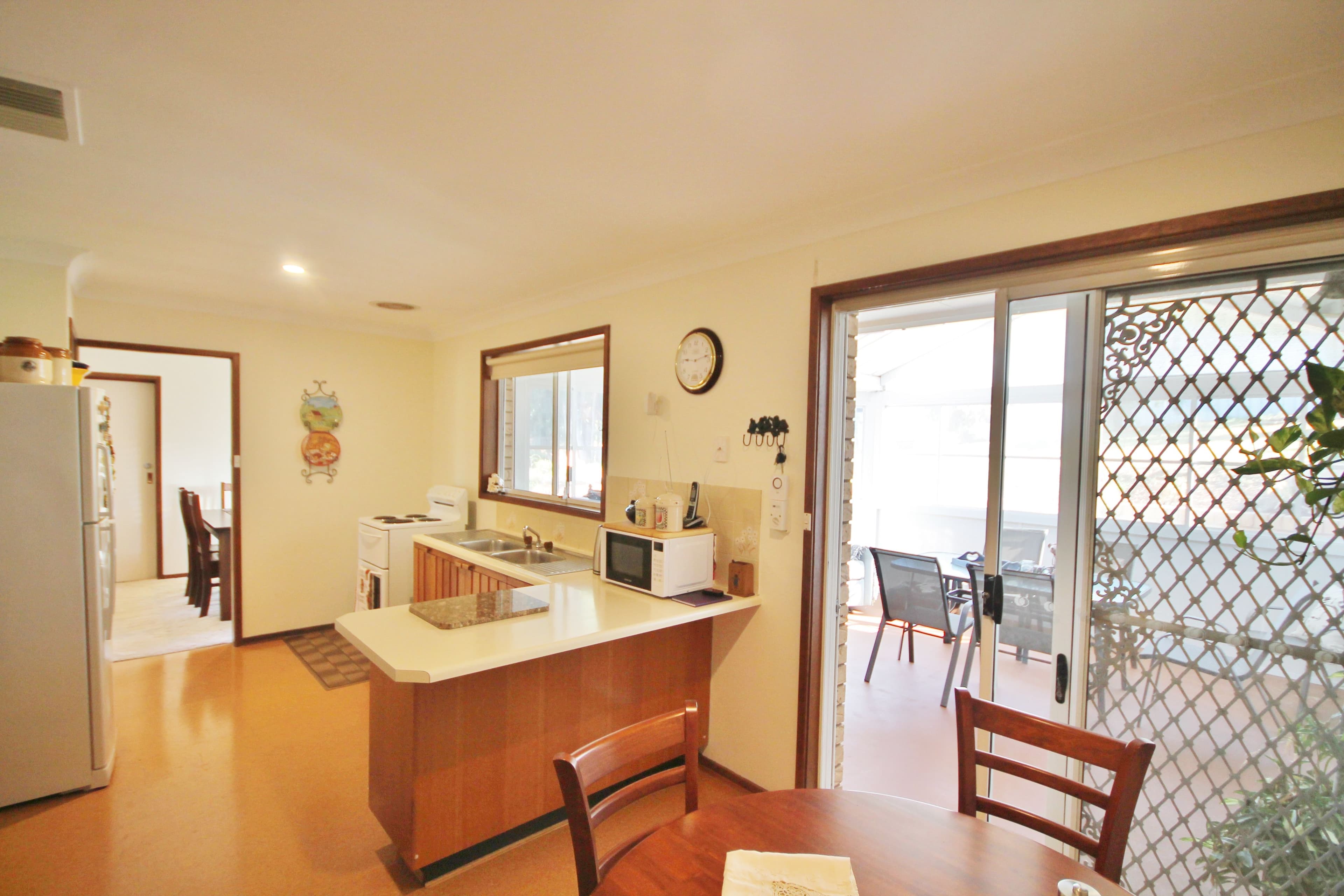13 Barwang Street, Young - Thumbnail 5