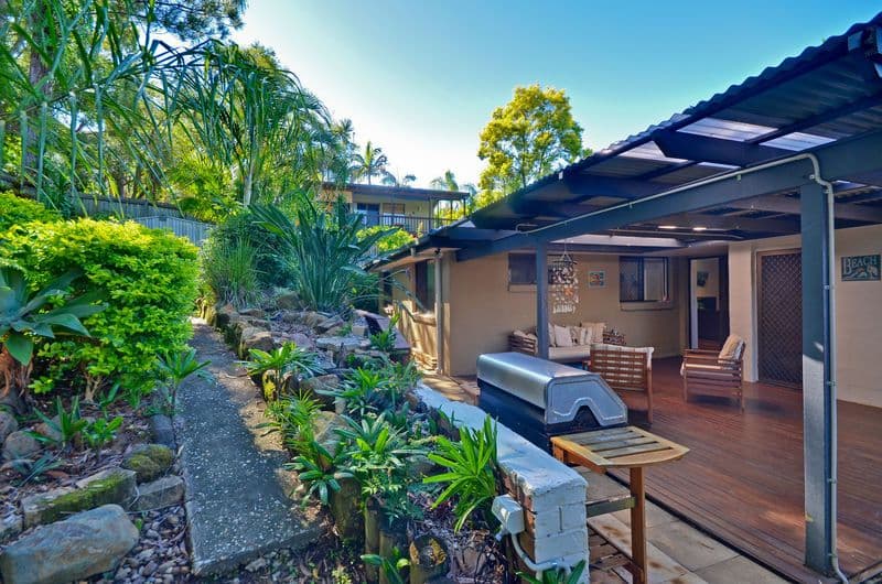 16 Fatsia Court, ELANORA QLD 4221, Elanora - Thumbnail 6