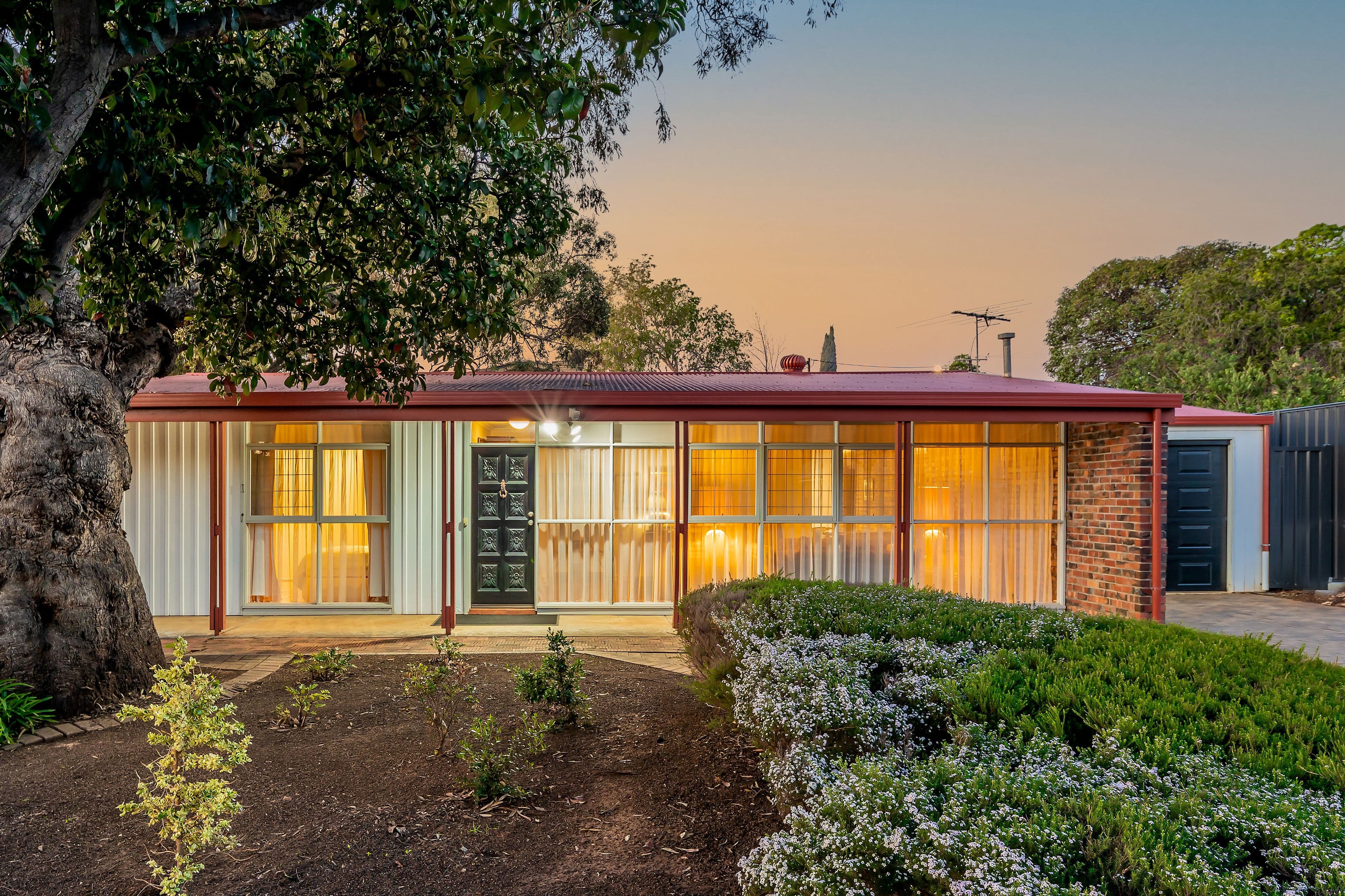 21 Windermere Avenue, Clapham SA 5062, Clapham - Image 1