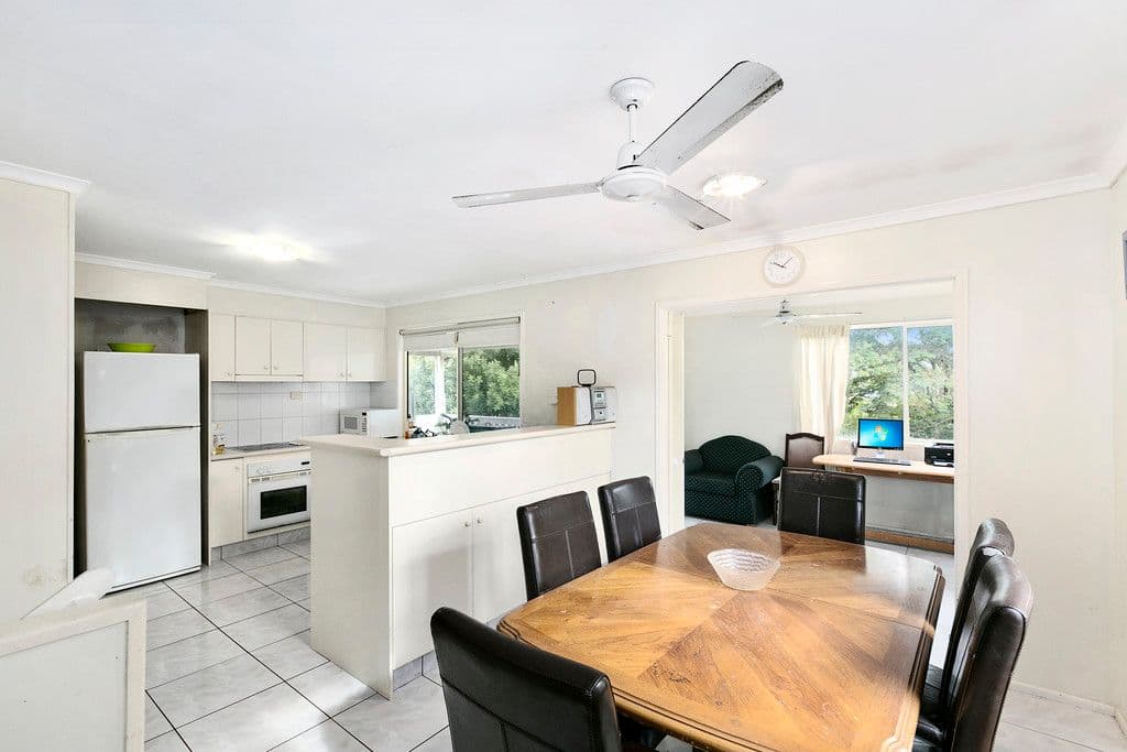 9 Kathleen Avenue, Southport QLD 4215, Southport - Thumbnail 3