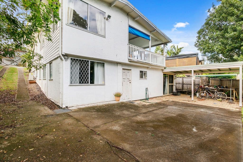 9 Kathleen Avenue, Southport QLD 4215, Southport - Thumbnail 5