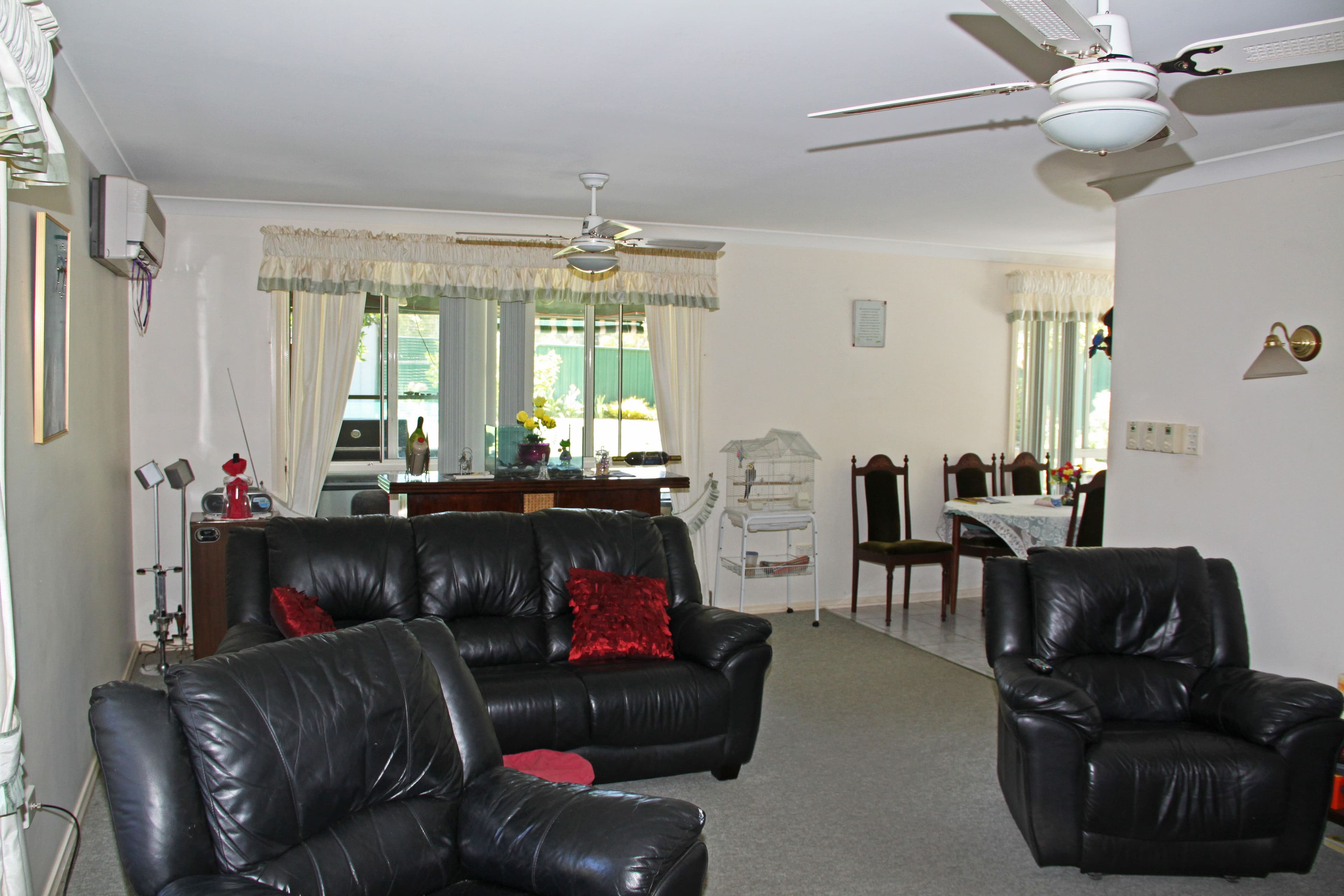 4 Rosewood Court, Lakewood - Thumbnail 5