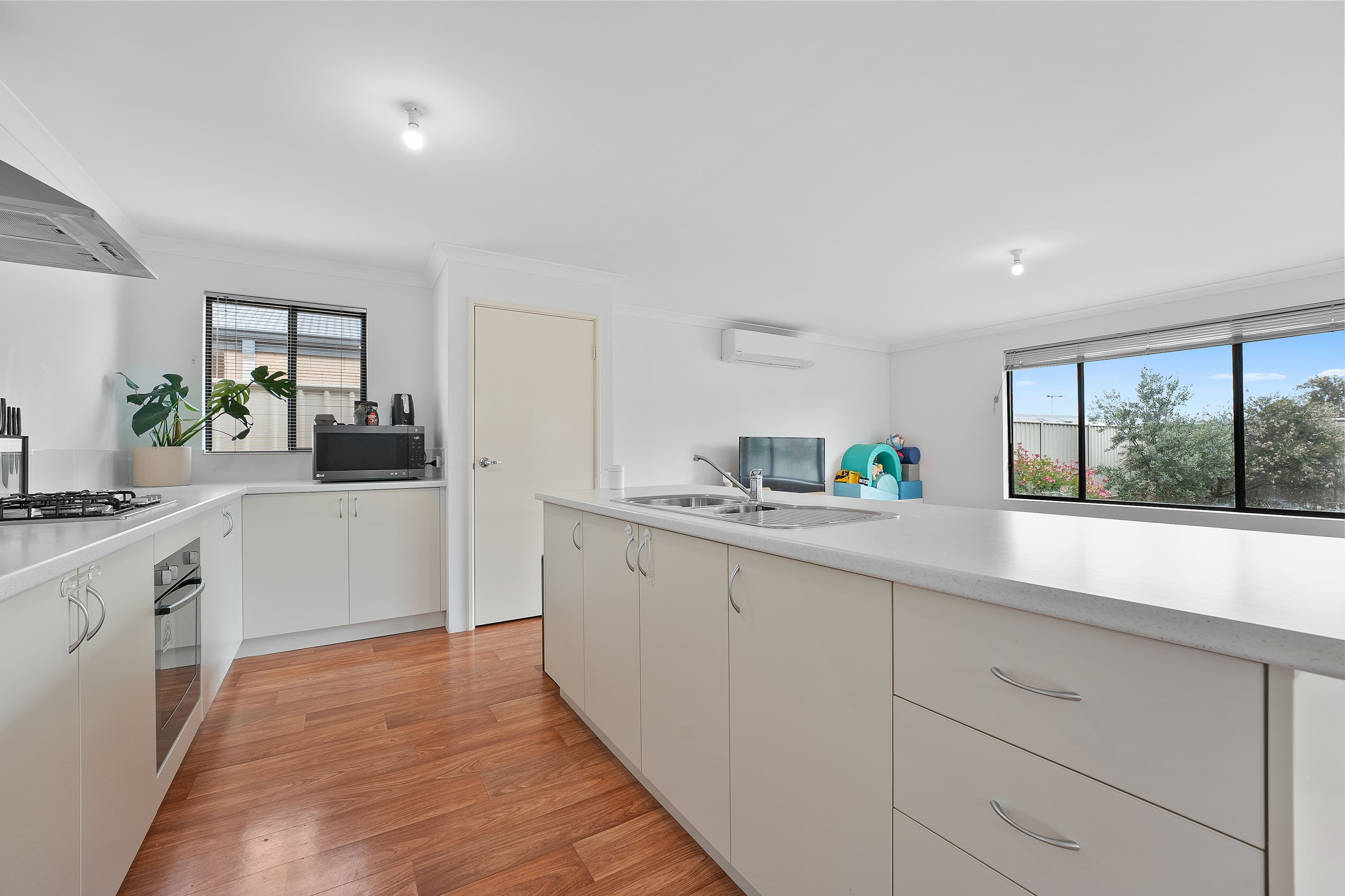 138 Fifty Road, Baldivis WA 6171, Baldivis - Thumbnail 3