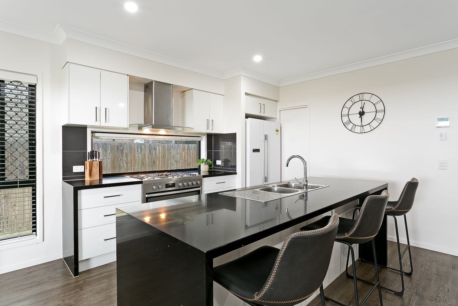 143 Morna Street, Newport QLD 4020, Newport - Thumbnail 3
