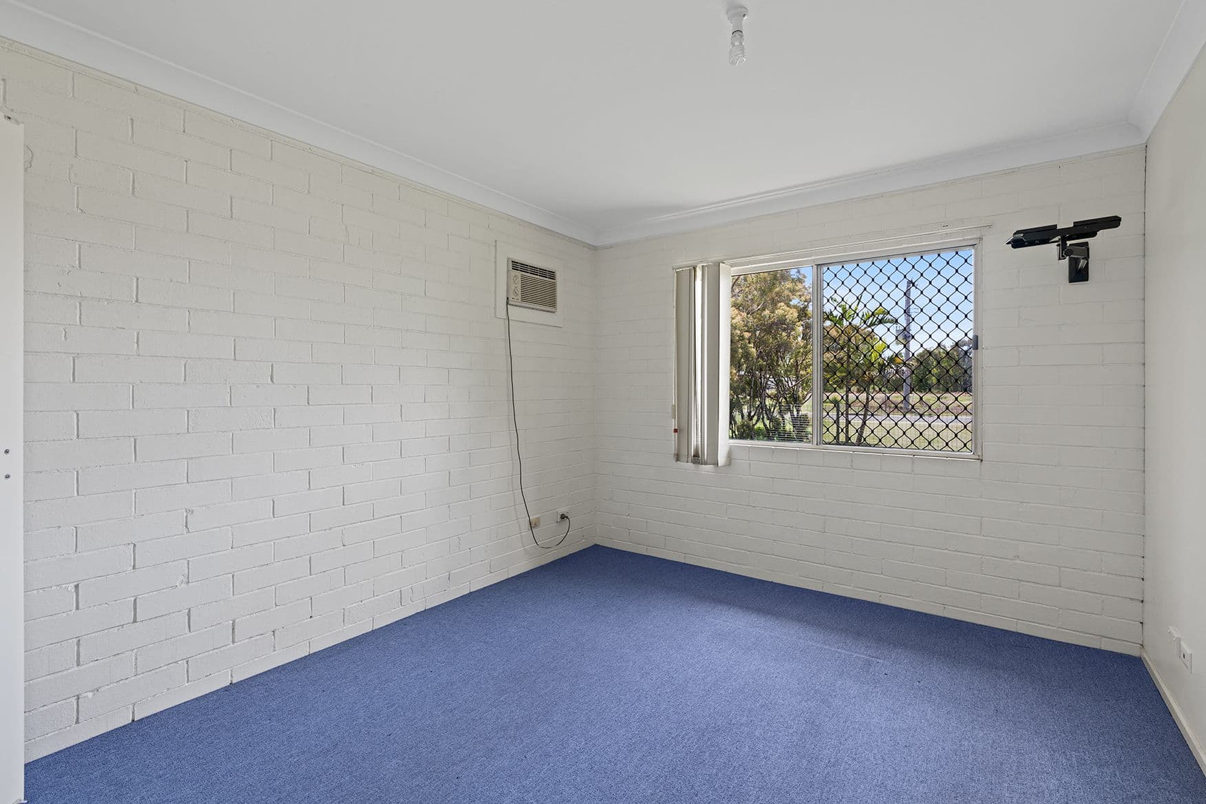 167 Opal Street, Emerald QLD 4720, Emerald - Thumbnail 7
