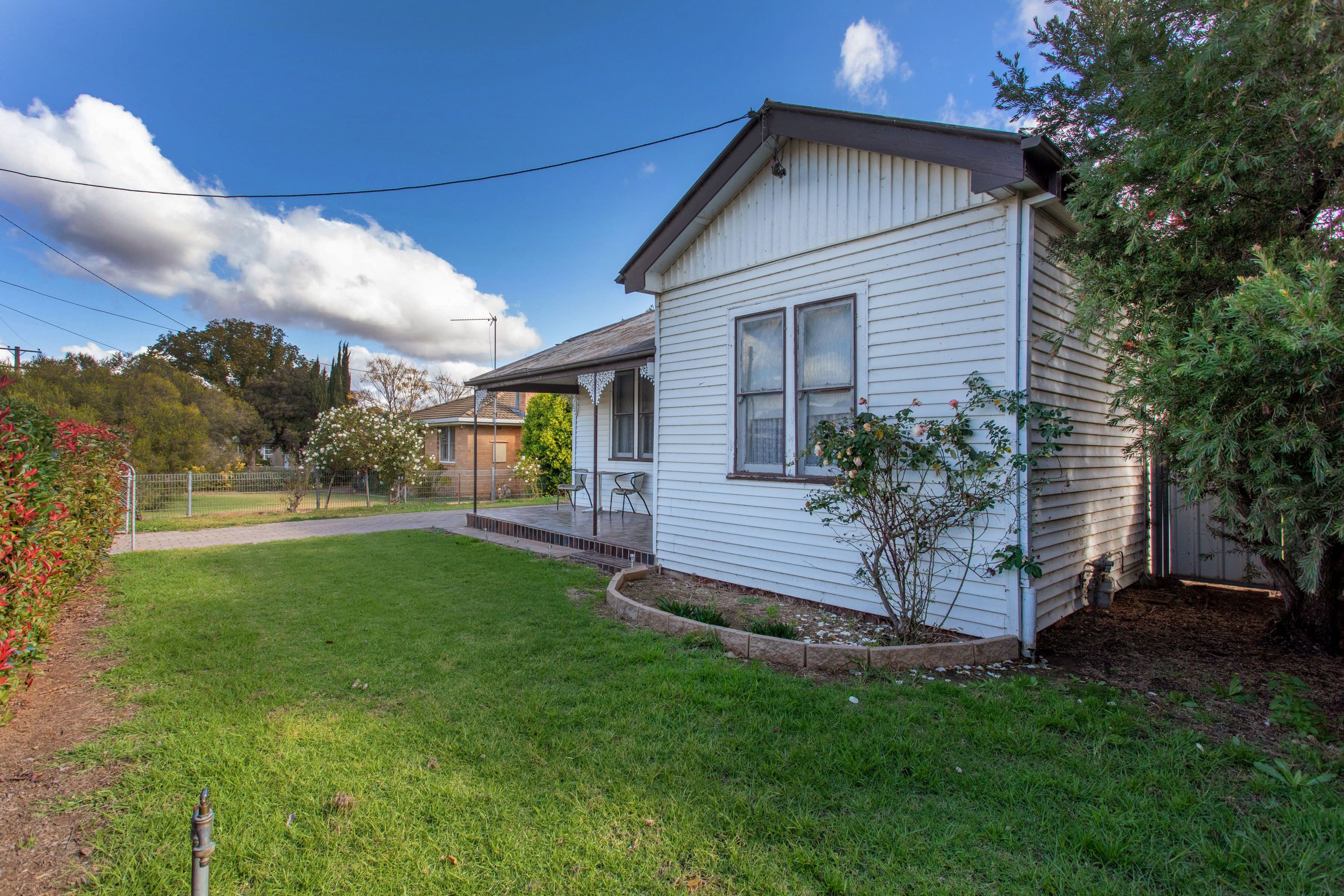 34 Victor Street, Cowra NSW 2794, Cowra - Image 1