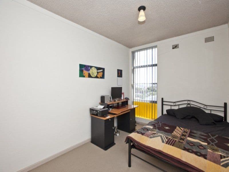 17 Hillview Crescent, THE HILL NSW 2300, The Hill - Thumbnail 4
