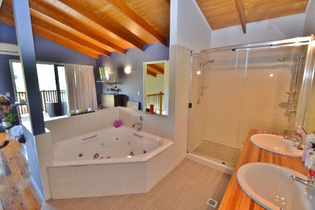52 Isambert Road, Landsborough QLD 4550, Landsborough - Thumbnail 8